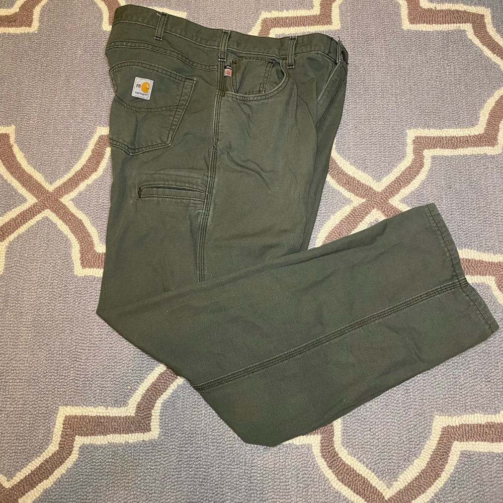 Carhartt Flame Resistant Loose Fit Carpenter Pants EUC no stains or rips 36/32